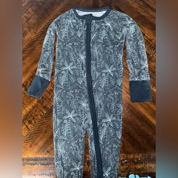 Blake + Rae - Picture 1 of 1